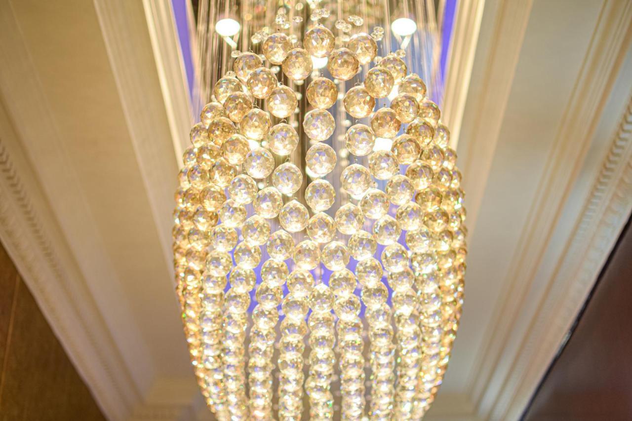 Pembridge Palace Hotel Лондон Экстерьер фото