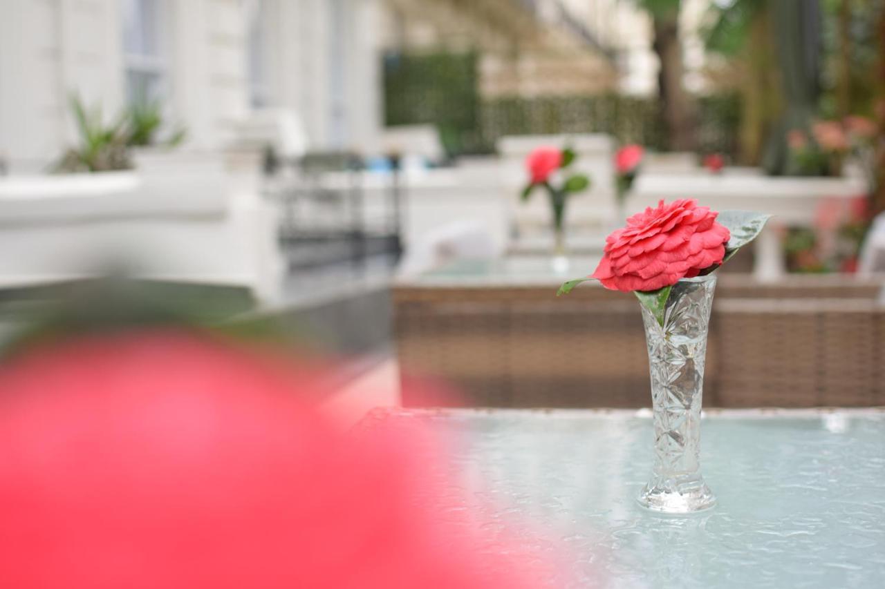 Pembridge Palace Hotel Лондон Экстерьер фото