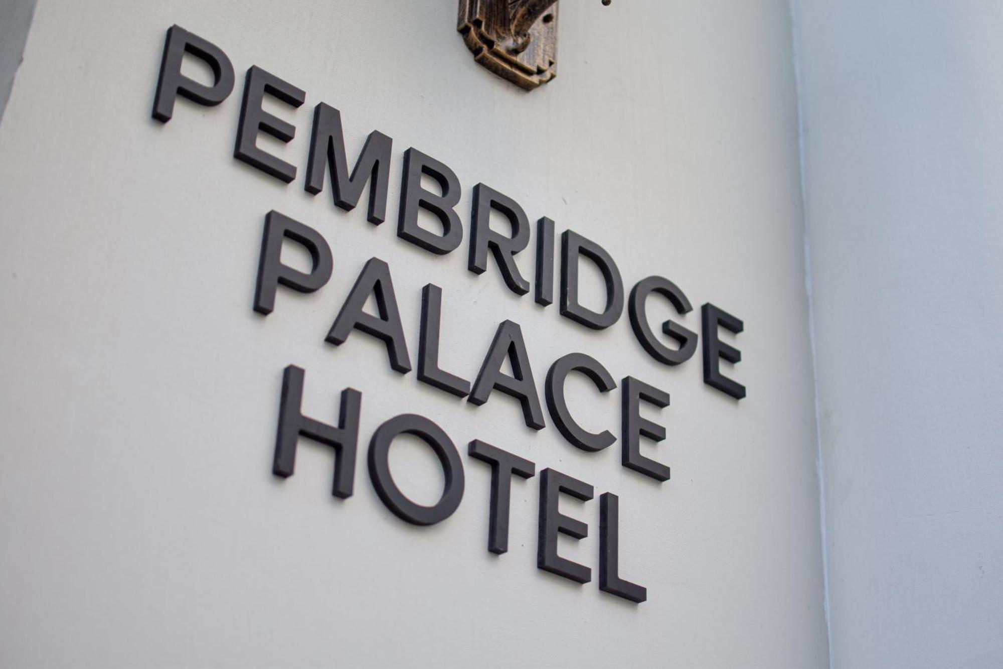 Pembridge Palace Hotel Лондон Экстерьер фото